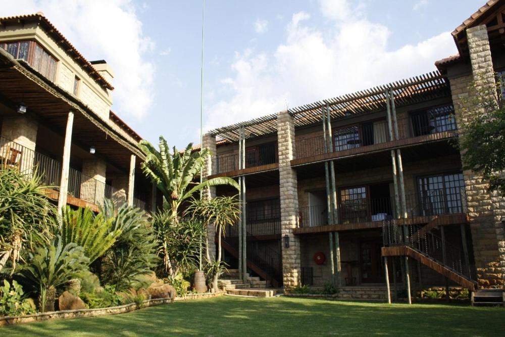 Hotel Afrique Boutique Ruimsig à Roodepoort Extérieur photo